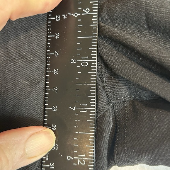 Eddie Bauer Men Convertible Tech Pant Black Sz 36x32 Zip Off Legs Outdoor Hiking - Picture 10 of 13